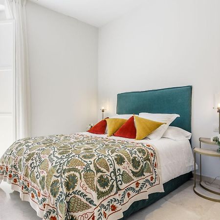 Apartamento Living By Cathedral セビリア エクステリア 写真