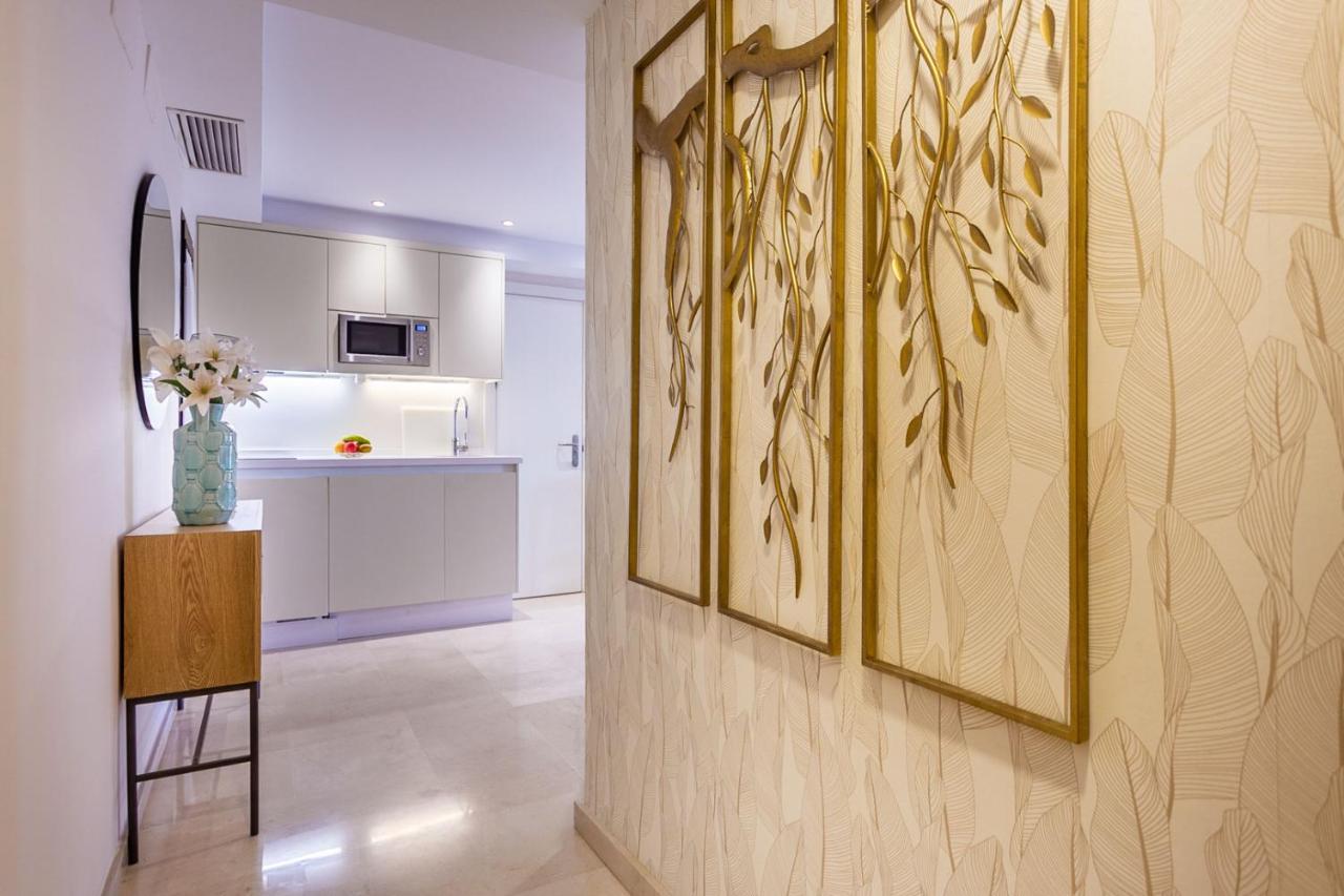 Apartamento Living By Cathedral セビリア エクステリア 写真