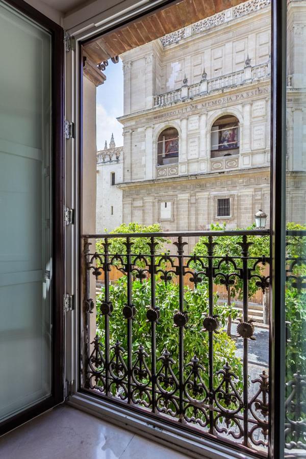 Apartamento Living By Cathedral セビリア エクステリア 写真